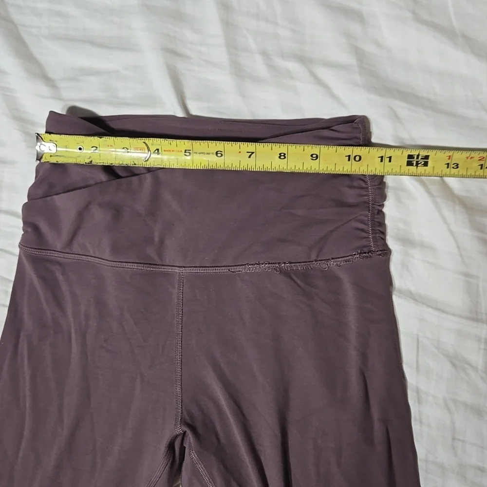 Lululemon Align HR Crop 21